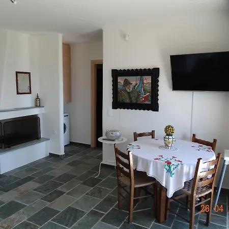 Balkonikarystos Karystos (Evia)