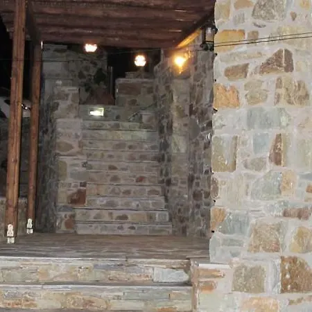 Apartment Balkonikarystos *
